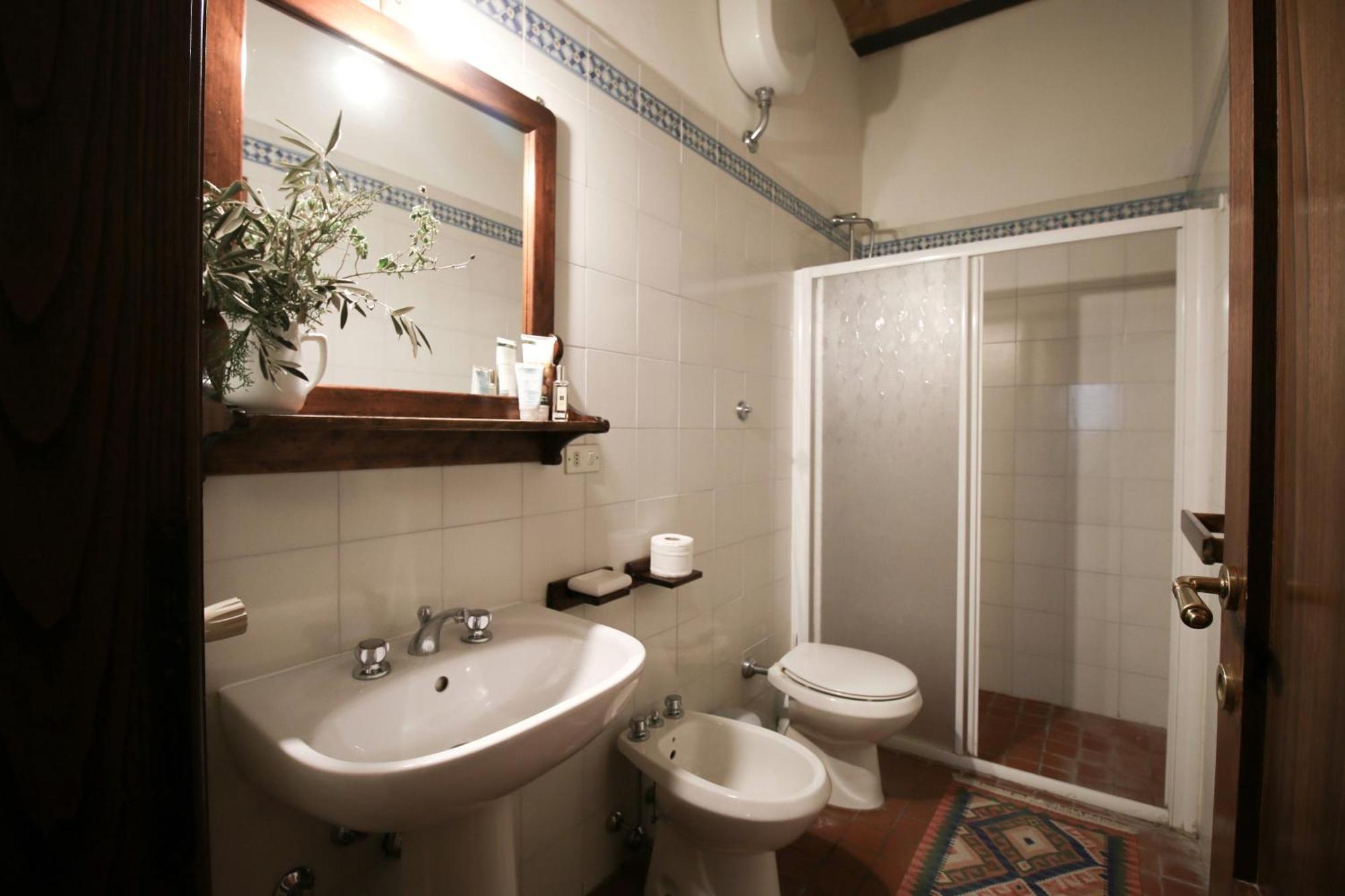 Il Cascino Guest House เกรเว อิน เคียนตี ภายนอก รูปภาพ